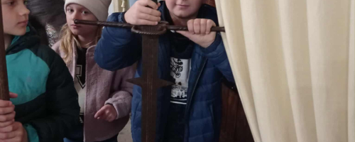 Wycieczka klas II a i II b do zamku w Sobkowie